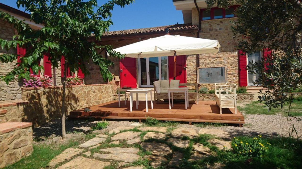 Il Barbagianni Bed & Breakfast Montepescali Exterior photo